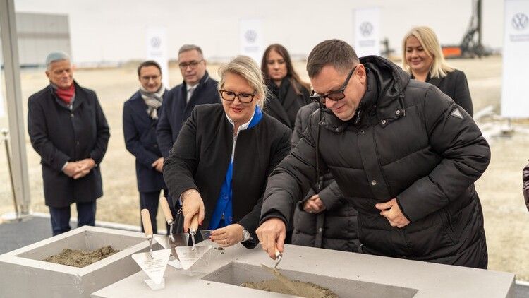 Wmurowanie kamienia węgielnego pod rozbudowę Fabryki Volkswagen Poznań we Wrześni