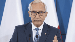 Prezes UODO uznał, że poseł Kazimierz Smoliński naruszył art. 6 ust. 1 RODO, ujawniając dane osobowe podczas kontroli poselskiej.