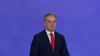 Nowy model cyberodpowiedzialności obejmuje także infosferę - powiedział wicepremier Krzysztof Gawkowski podczas XVII Konferencji Bezpieczeństwo w Internecie. W resorcie mają trwać prace nad specjalnymi ramami dot. dezinformacji.