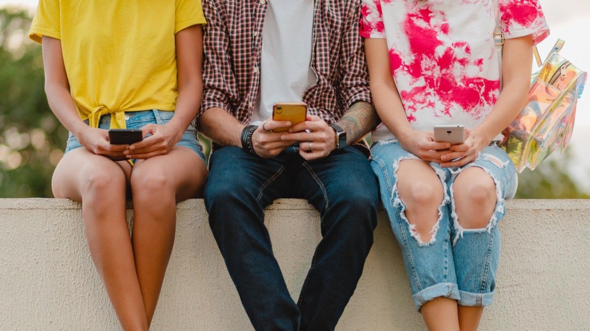 Deepnude w podstawówce. Prezes UODO: służby nie chcą podjąć działań