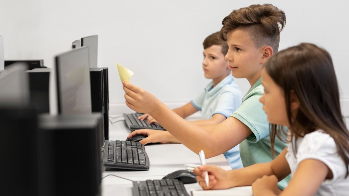 AI w szkołach. MEN podpisało porozumienie z Microsoftem