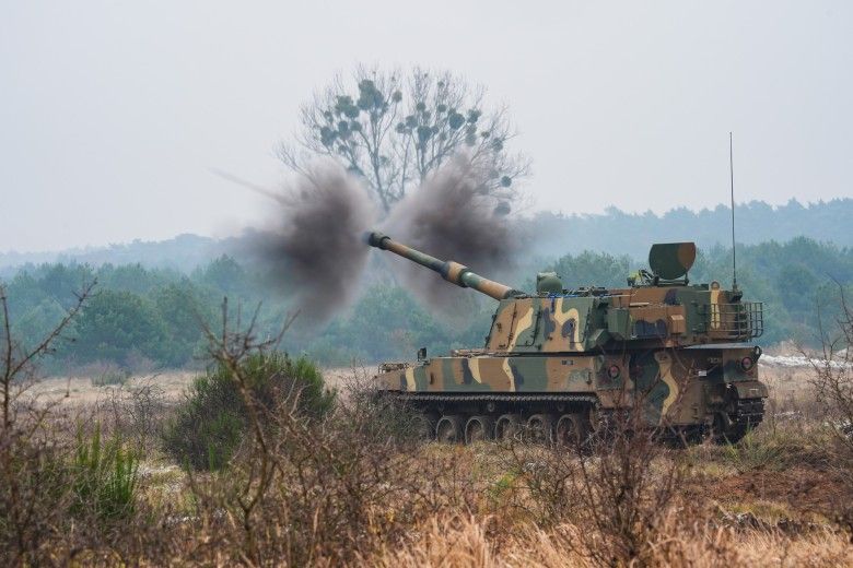 Armatohaubica K9A1 należąca do 1. Mazurskiej Brygady Artylerii podczas ćwiczeń MARS-25.