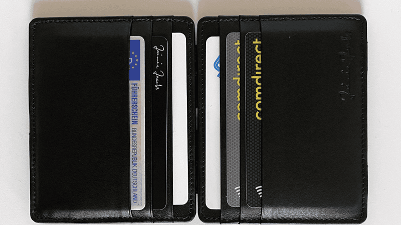 Rozwój Europejskiego Portfela Tożsamości Cyfrowej (EUDI Wallet) to jedno z kluczowych wyzwań stojących przed administracją publiczną, sektorem finansowym i branżą technologiczną