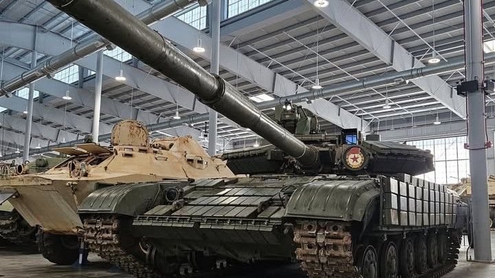 Radziecki czołg podstawowy T-64BW znajdujący się w zasobach The U.S. Army Armor & Cavalry Collection w Fort Benning.