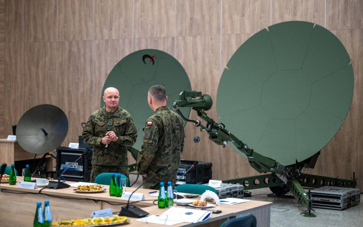 Gen. Chodowiec: Jak wybiera się łączność dla Wojska Polskiego?