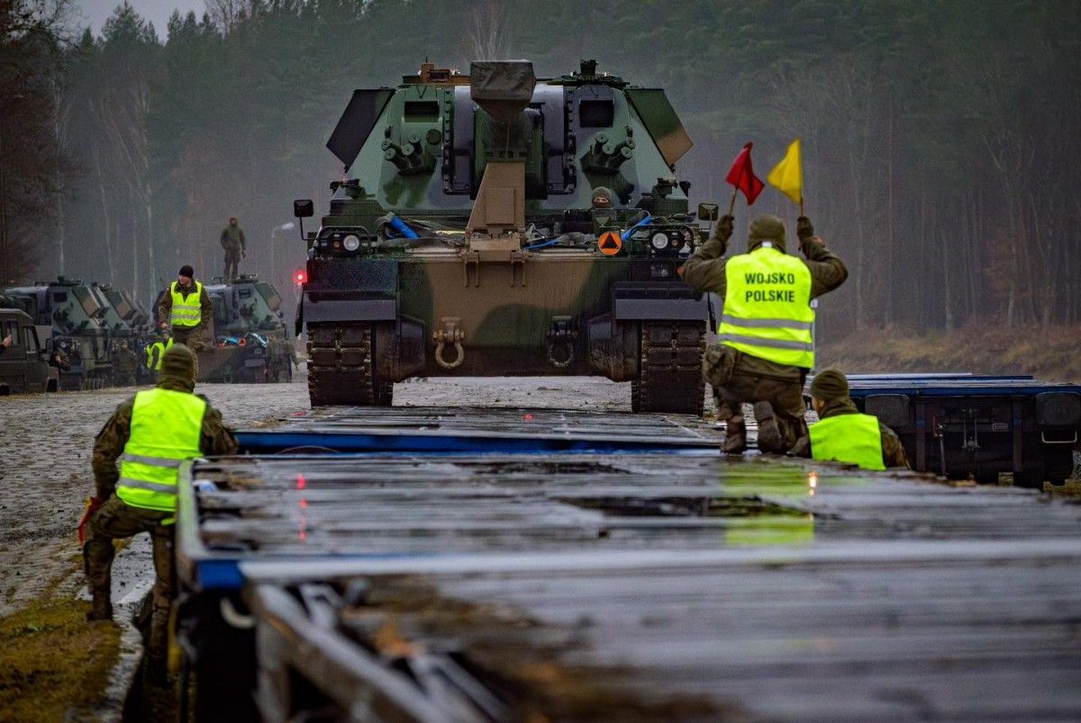 PGZ przyśpiesza z produkcją Krabów i rozwija Kraba 2