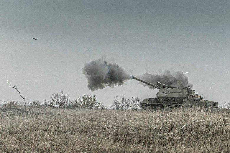 Słowacka armatohaubica Zuzanna podczas ćwiczeń BREAKTHROUGH 2025.