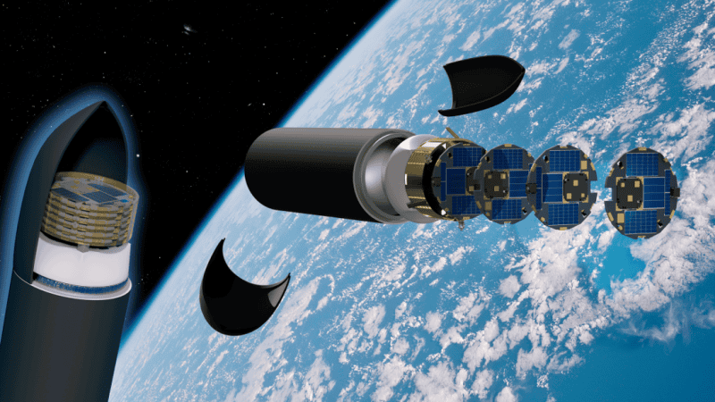 Wizualizacja satelitów typu DiskSat na orbicie okołoziemskiej.