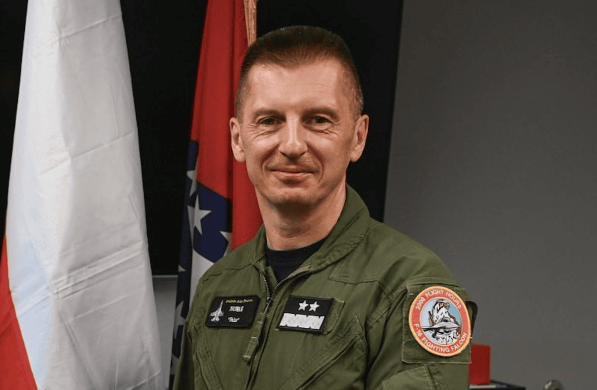 Generał Nowak: Najtrudniejsze lata Sił Powietrznych [WYWIAD]