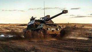 Słowacka armatohaubica Zuzanna podczas ćwiczeń BREAKTHROUGH 2025.