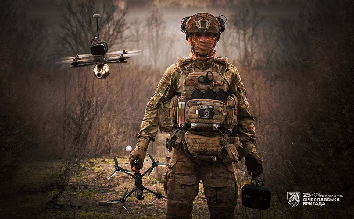 Elita z desantu łata dziury na froncie