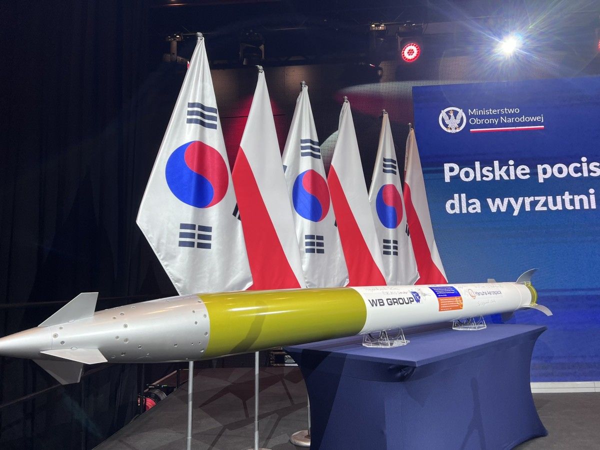 „Polska wchodzi do elitarnego grona”. Rakietowa umowa dla Homara podpisana