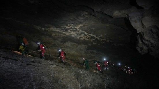 Chiny, tajkonauci, góry, kosmos, technologie