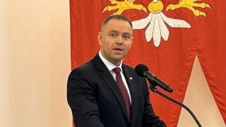 Komisja ds. przeciwdziałania wykorzystaniu seksualnemu małoletnich wystosowała apel do prezydenta Karola Nawrockiego w sprawie DSA. Podkreślono w nim możliwość ochrony dzieci w sieci.