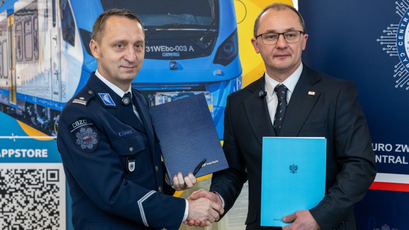 Główną ideą tego partnerstwa jest założenie, że troska o pasażera nie powinna kończyć się w momencie opuszczenia przez niego pociągu.