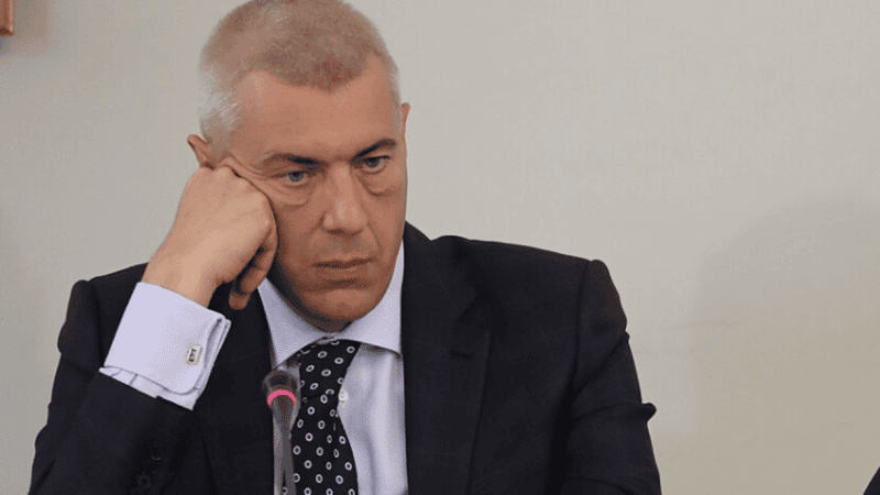 Roman Giertych zapowiedział rozpoczęcie prac nad projektem ustawy, która miałaby ograniczyć korzystanie z platform społecznościowych przez dzieci i młodzież.