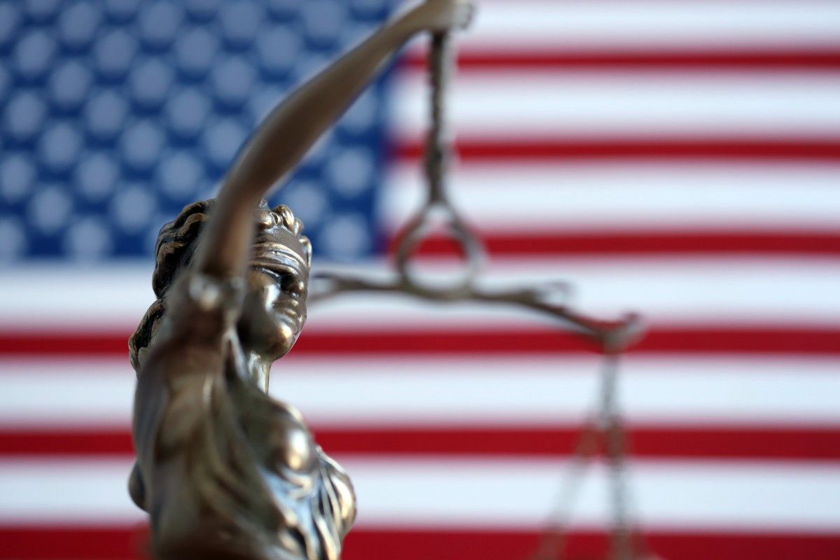 Sąd unieważnia decyzję Trumpa. Chodzi o miliardy dolarów na czystą energię