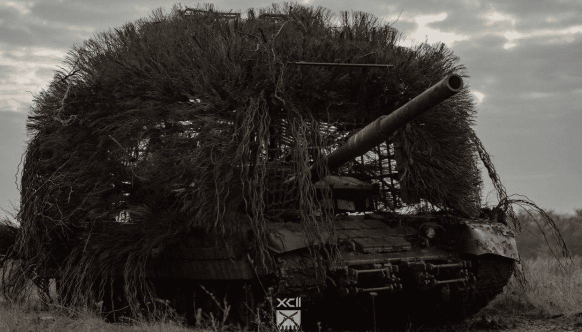 Ukraińscy żołnierze zdobyli rosyjski czołg T-80BWM