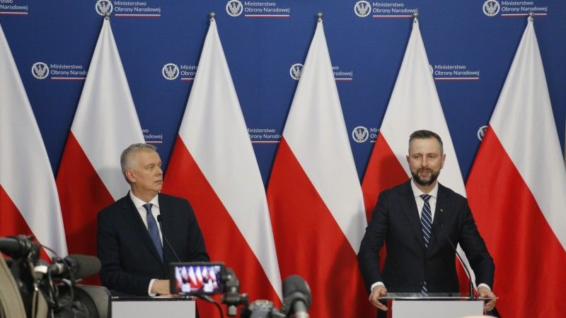 Minister koordynator służb specjalnych Tomasz Siemoniak, wicepremier, szef MON Władysław Kosiniak-Kamysz