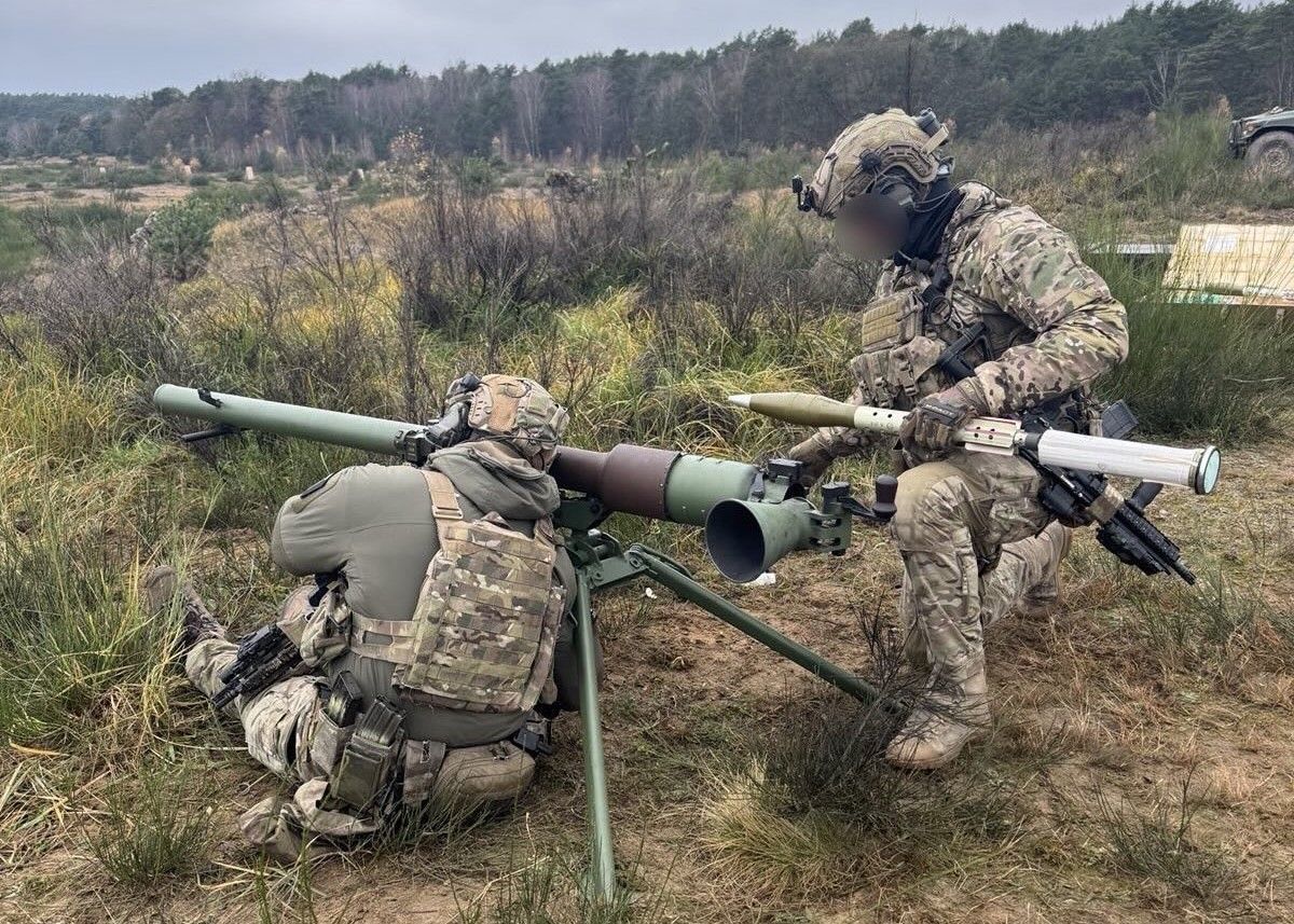 GROM trenuje strzelanie z „wycofanego” uzbrojenia