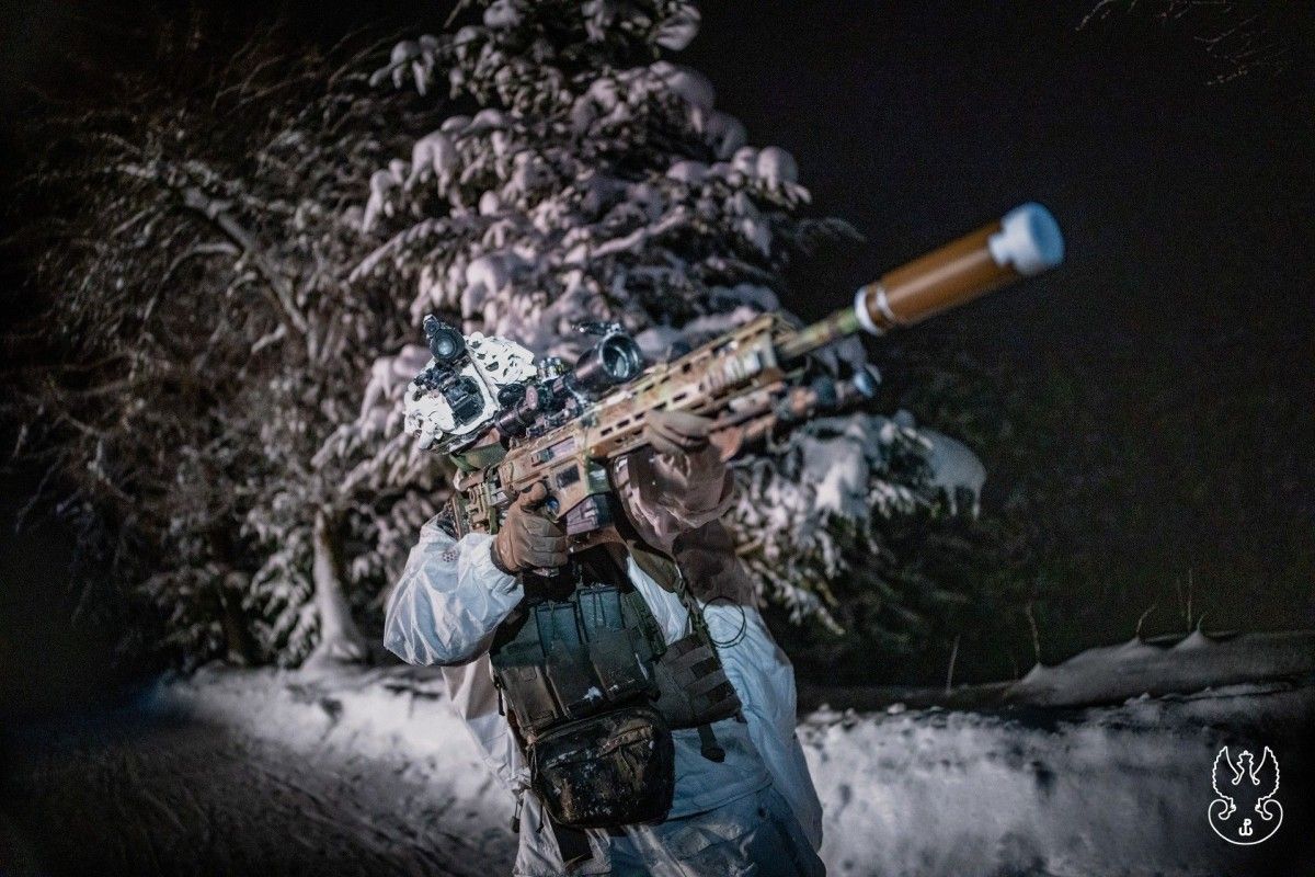 Zimowym poligon strzelców wyborowych i snajperów