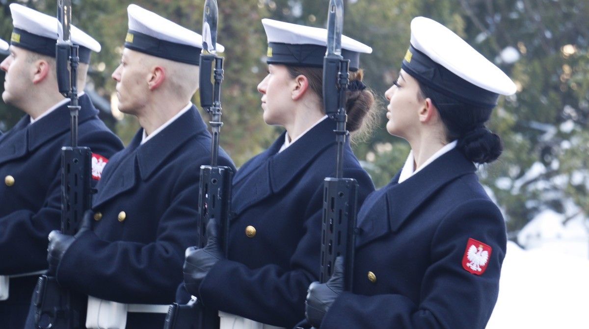 Jak rośnie armia. Wiemy, ilu żołnierzy ma Wojsko Polskie [ANALIZA]
