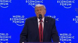 Donald Trump w czasie przemówienia na Światowym Forum Ekonomicznym w Davos w 2026 r.