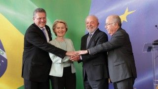 Spotkanie Ursuli von der Leyen z prezydentem Brazylii Luizem Inácio Lulą da Silvą dzień przed podpisaniem umowy UE-Mercosur 16.01.2026