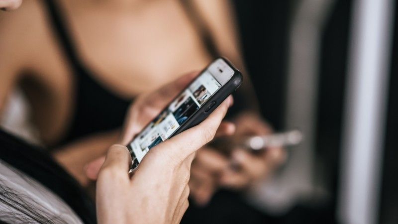 "Fakt, że W występuje w alfabecie przed X, jest z pewnością mile widziany." - Anna Zeiter