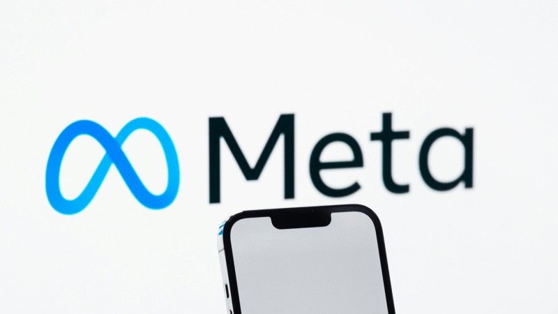 Po OpenAI, na wprowadzenie ograniczeń dla nieletnich zdecydowała się również Meta. Właściciel Facebooka ogłosił zmiany w zakresie korzystania z postaci AI przez osoby poniżej 18 lat.