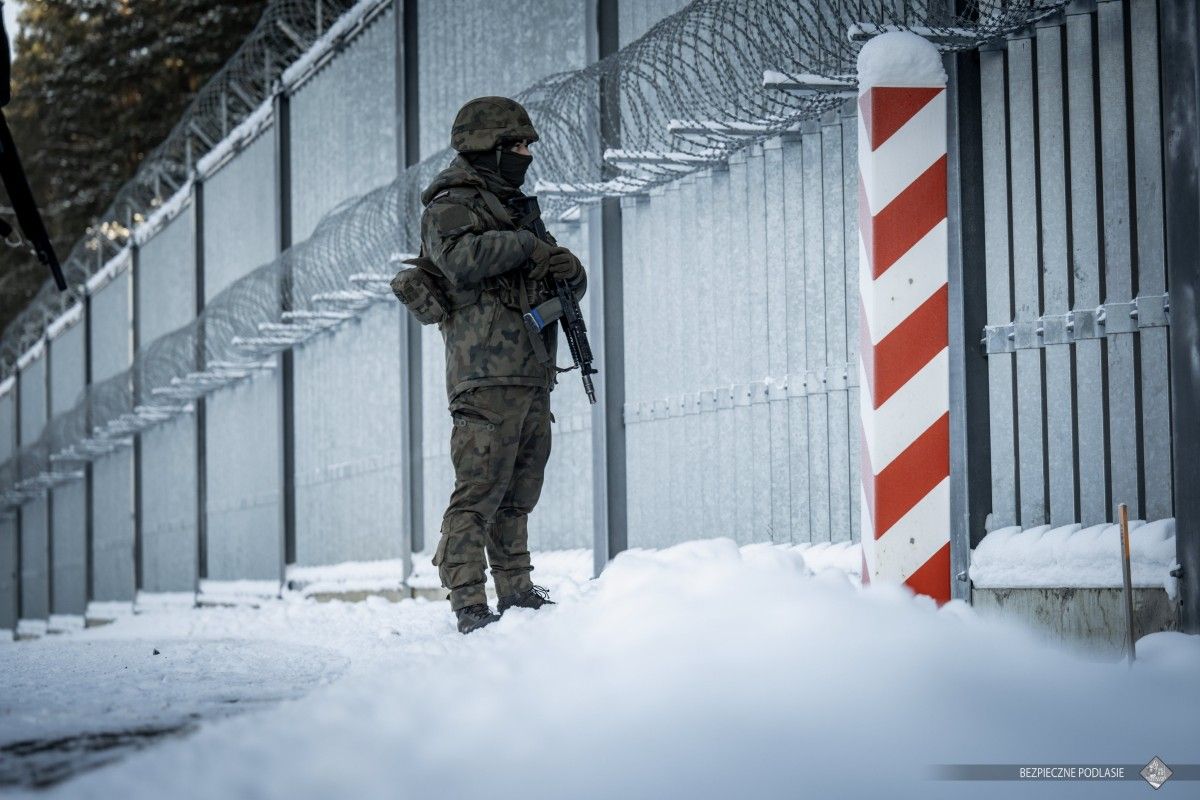 Wojsko stoi na granicy zamiast się szkolić. Generał: To skrajnie nieefektywne