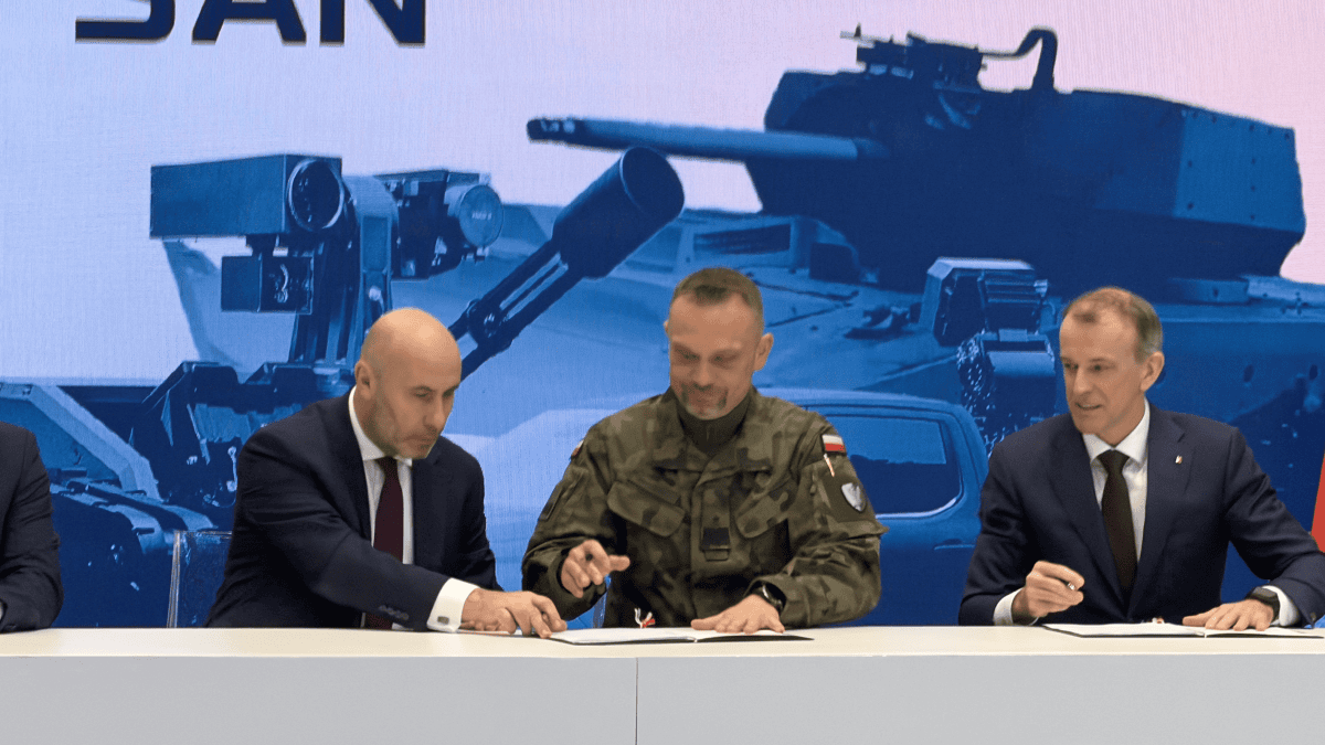 Antydronowy San i 700 pojazdów. Wielka umowa podpisana