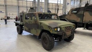 Pojazd KLTV z karabinem maszynowym WLKM