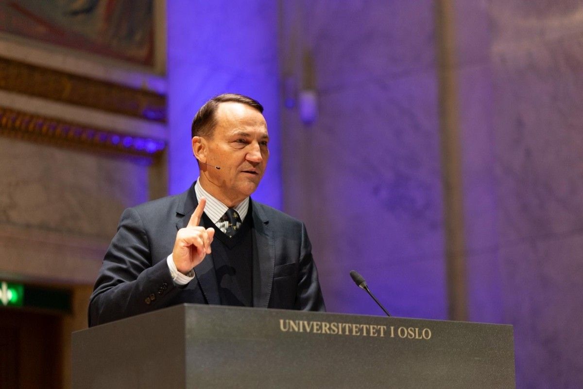 Sikorski o rosyjskiej flocie cieni: to flota wraków, która zagraża Bałtykowi