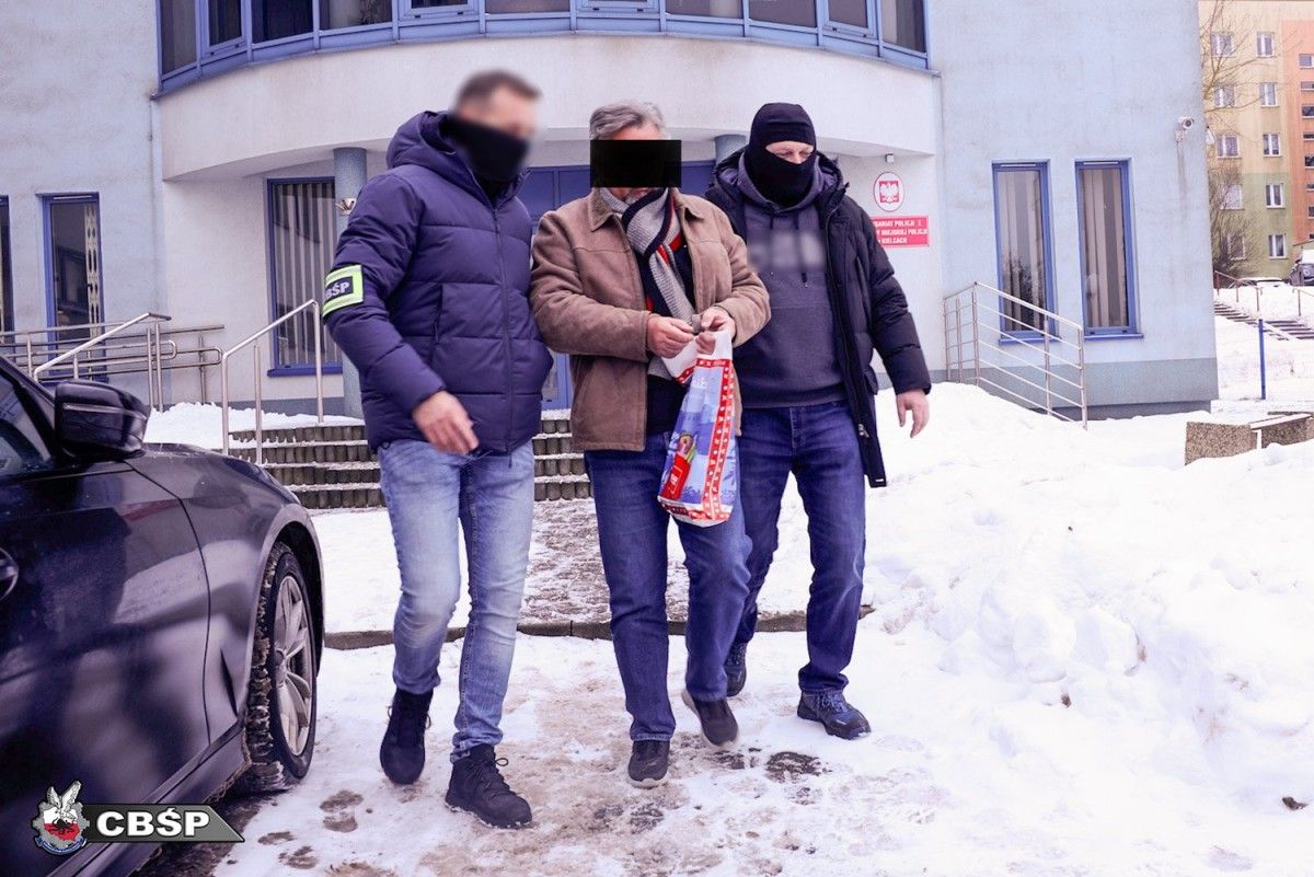 Korupcja przy kontraktach NATO. Wspólna akcja CBŚP i FBI