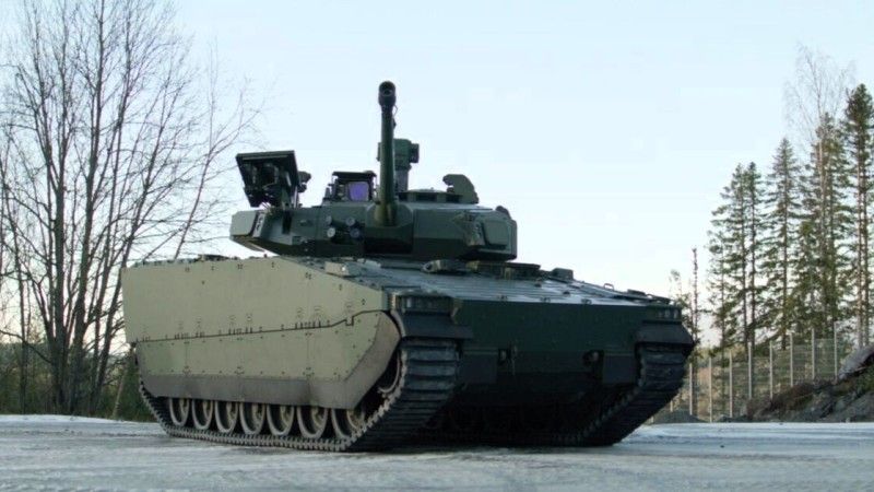 Słowacki bojowy wóz piechoty CV90 MkIV z armatą kal. 35 mm.