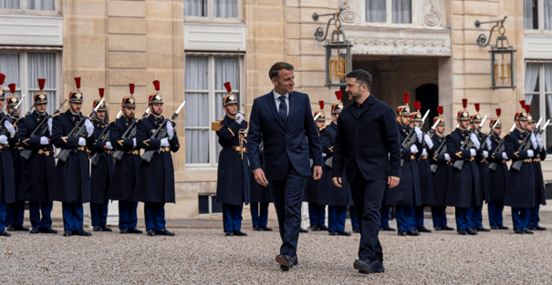 Macron: Europa musi zwiększyć wydatki na obronność