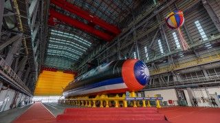 Uroczystość wodowania tajwańskiego okrętu podwodnego „Hai Kun” (SS-711) w stoczni CSBC Corporation w Kaohsiung, 28 września 2023 roku.