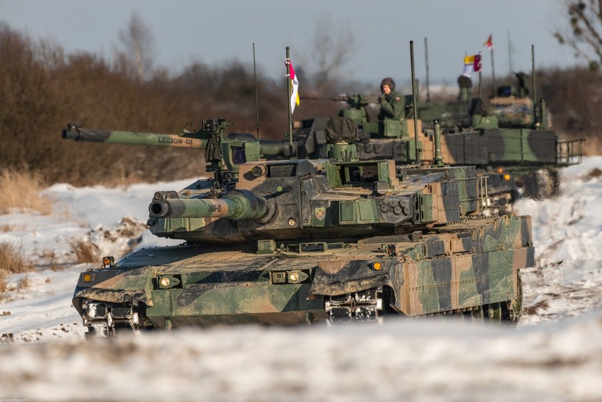 Pantery kontra Leopardy. Rumunia przyspiesza pancerną rewolucję [ANALIZA]