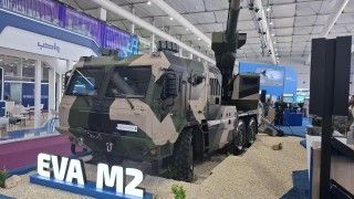 Słowacka armatohaubica EVA M2 na targach WDS 2026.