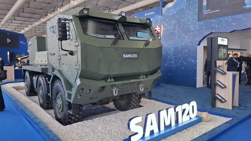 Słowacki moździerz samobieżny AM120 na targach WDS 2026.
