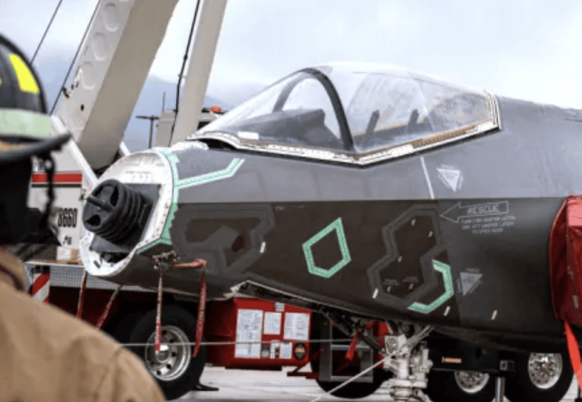 F-35 na wojnę bez radaru?