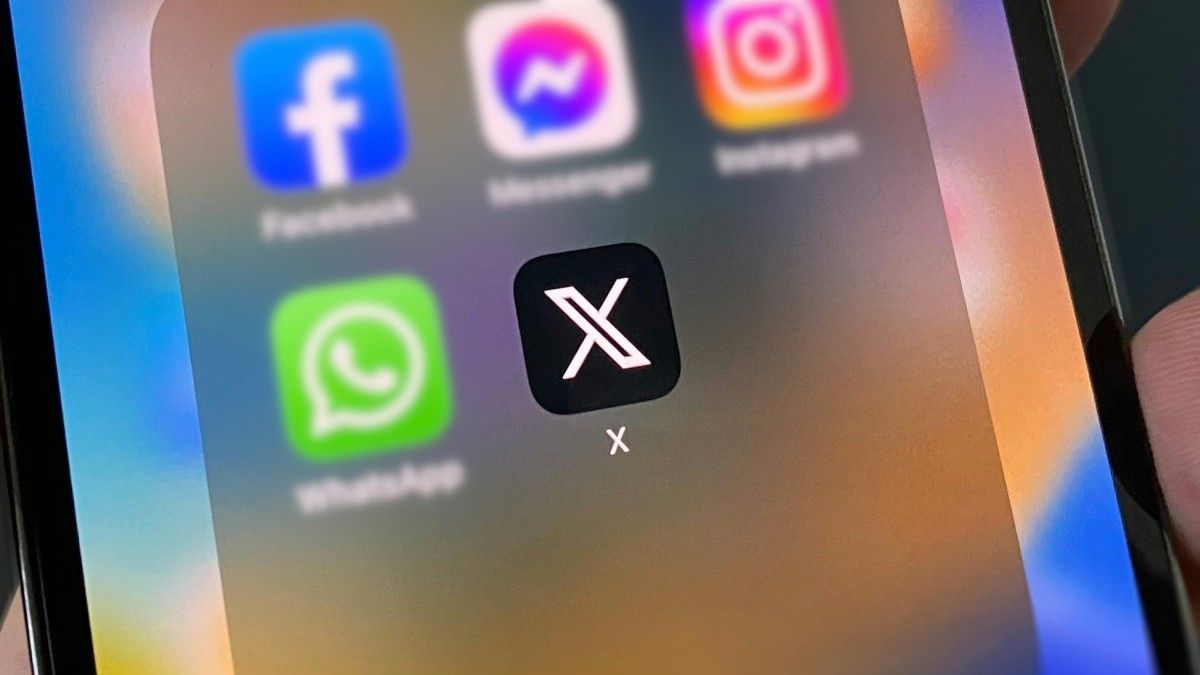 Kolejne kłopoty X. Irlandia bada rozbieranie ludzi przez Groka