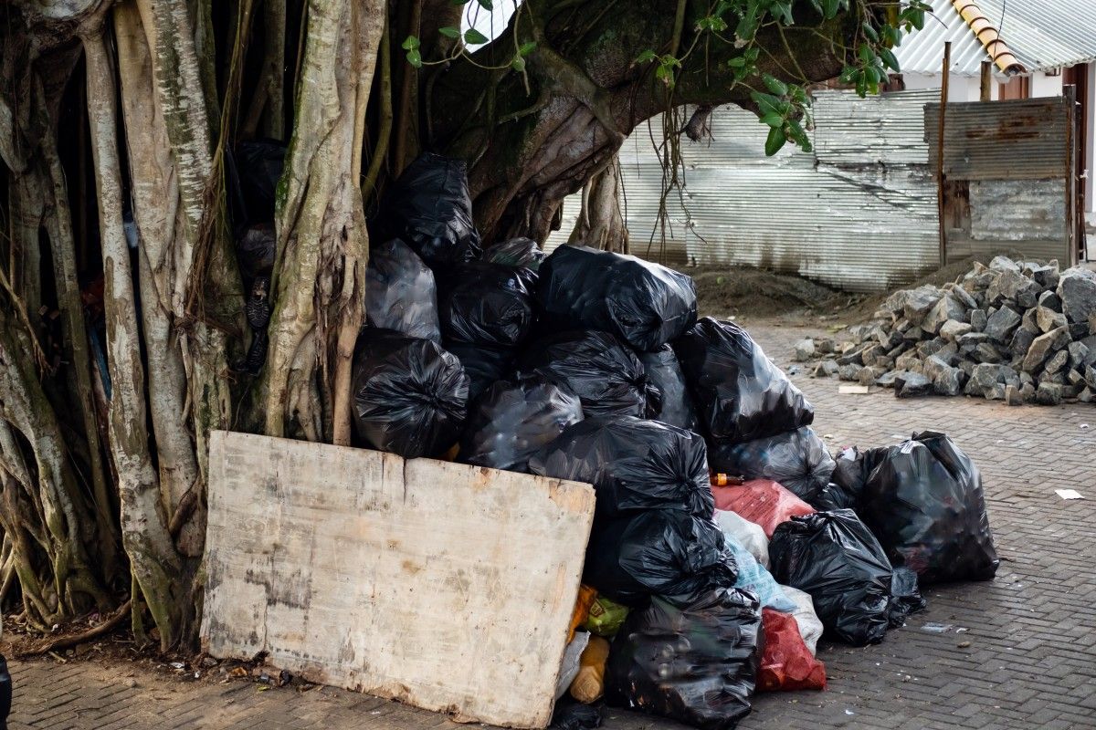 Stolica Kuby zalana śmieciami. To efekt blokady USA