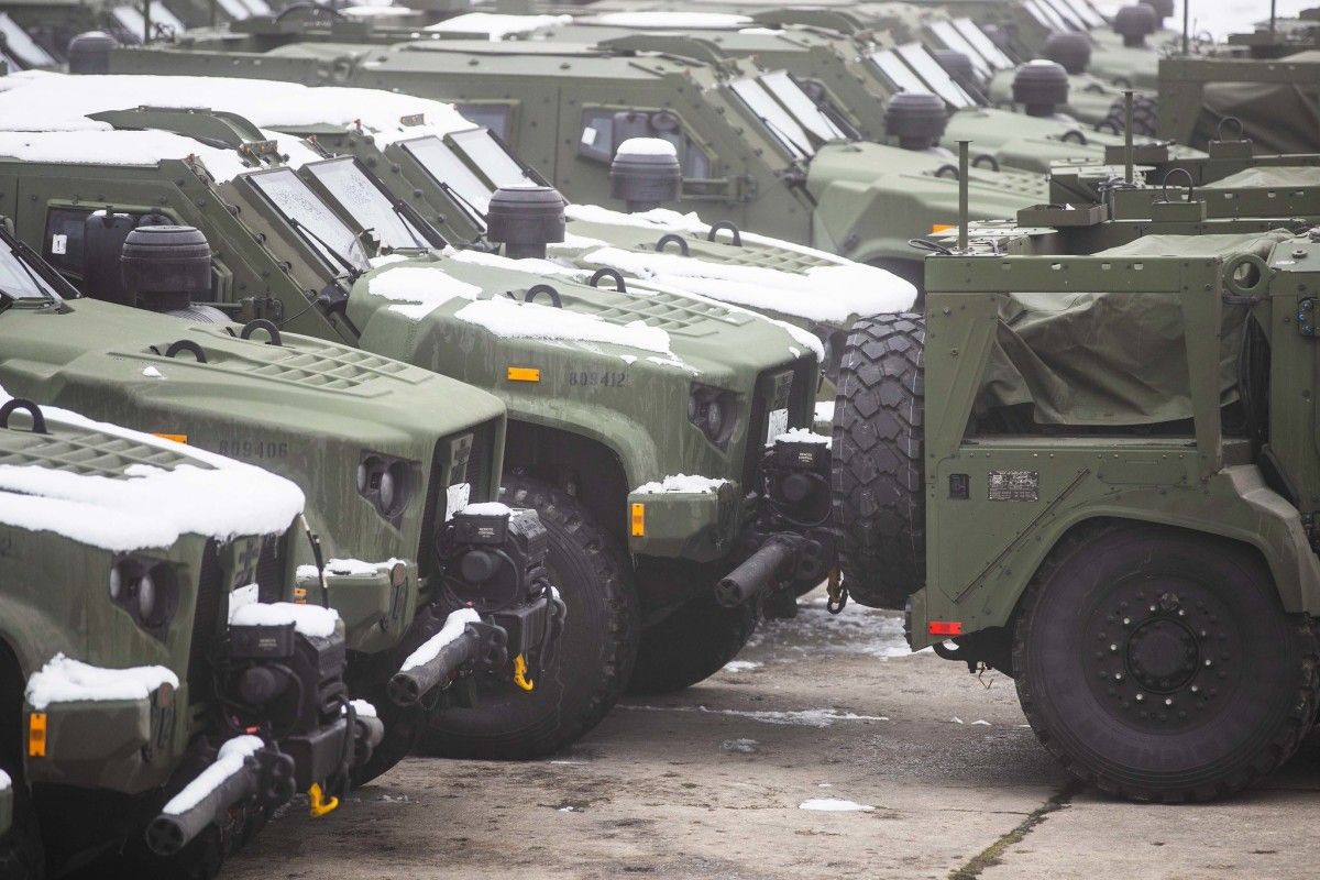 Litwa bije rekord. 500 amerykańskich pojazdów opancerzonych