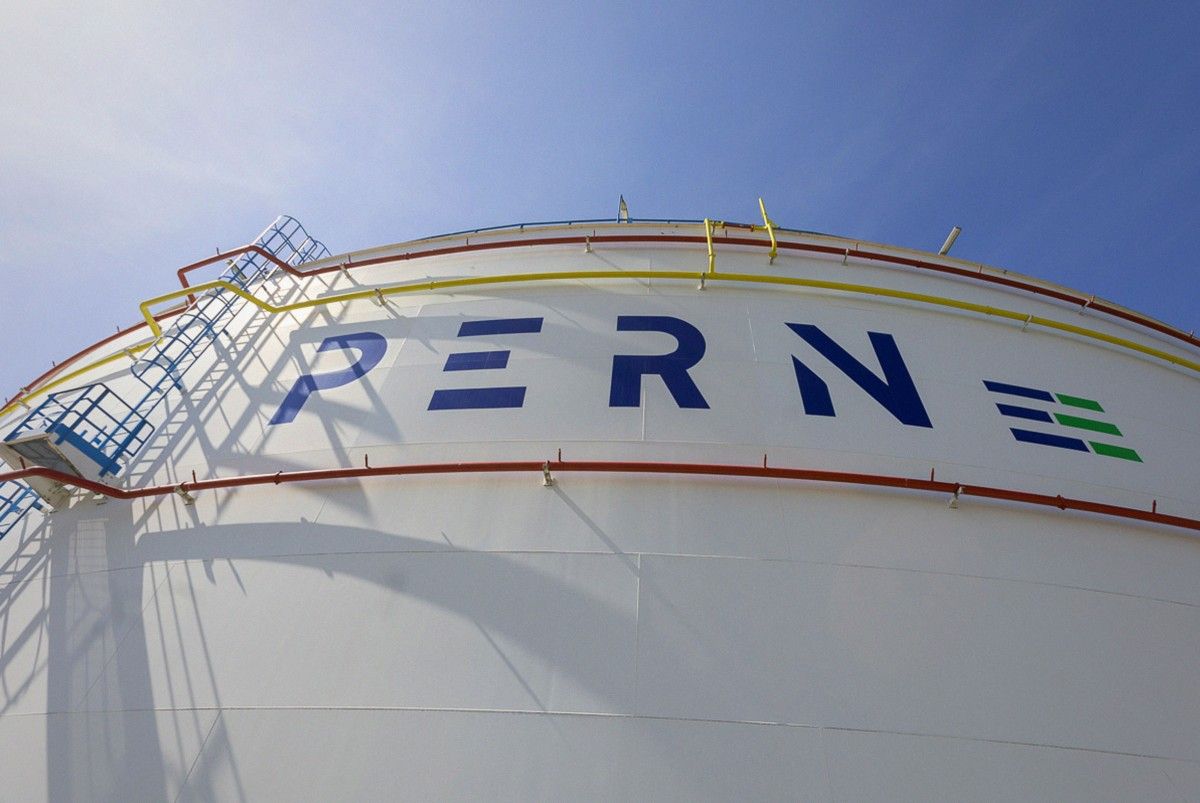 Baza paliw na OLX. PERN: nie działa od 20 lat, można ją wyburzyć