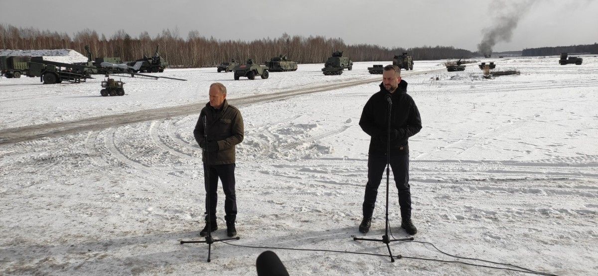 Tusk: Polska wychodzi z Konwencji Ottawskiej. „Nie marnować dnia ani godziny”