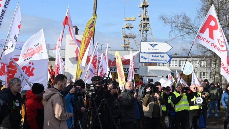 Protest przed bramą PG Silesia 10 lutego 2026 r.
