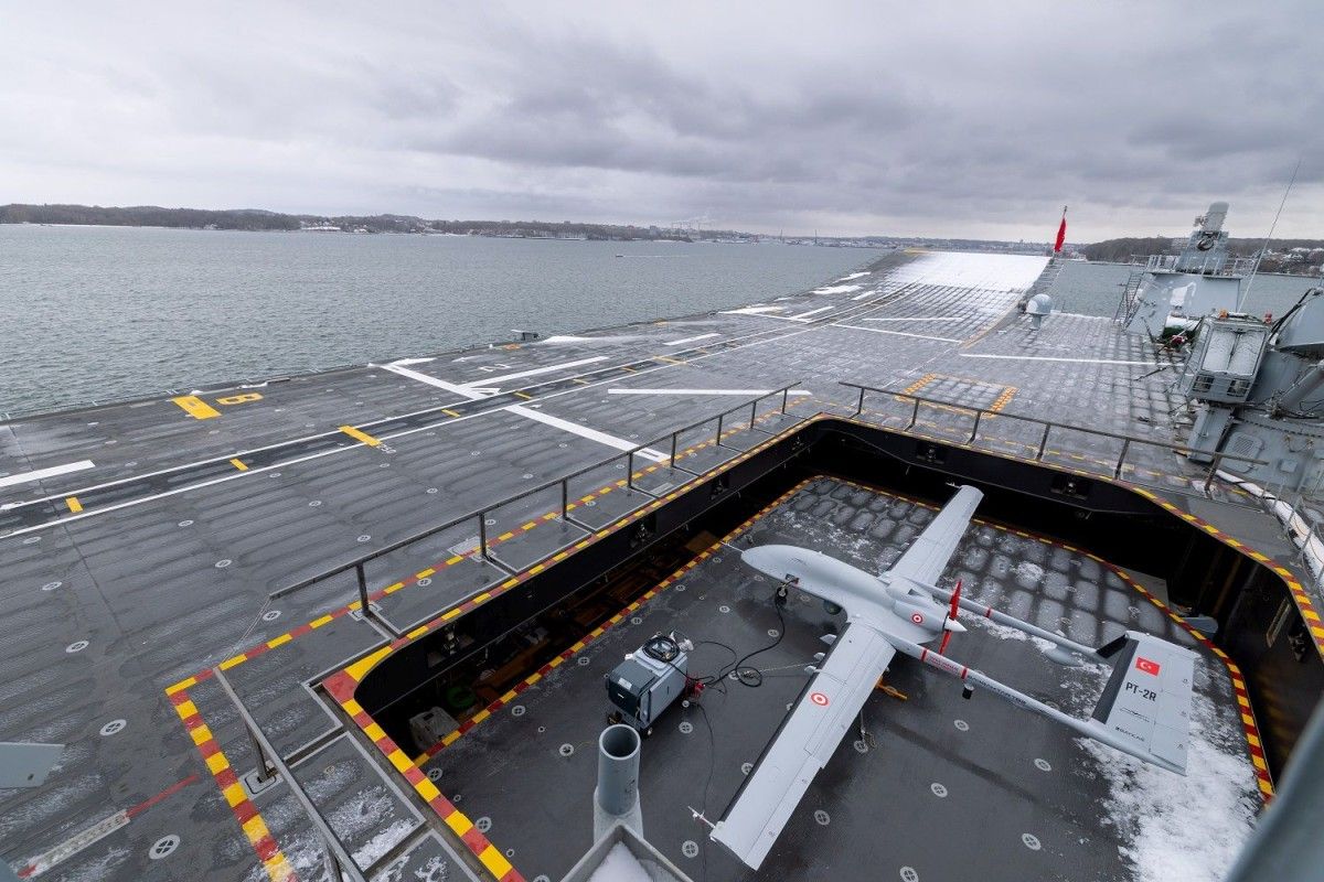 Nowe Bayraktary i turecki desantowiec w obronie Bałtyku