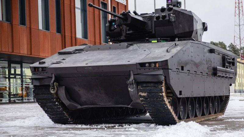 Łotewski bojowy wóz piechoty Hunter.